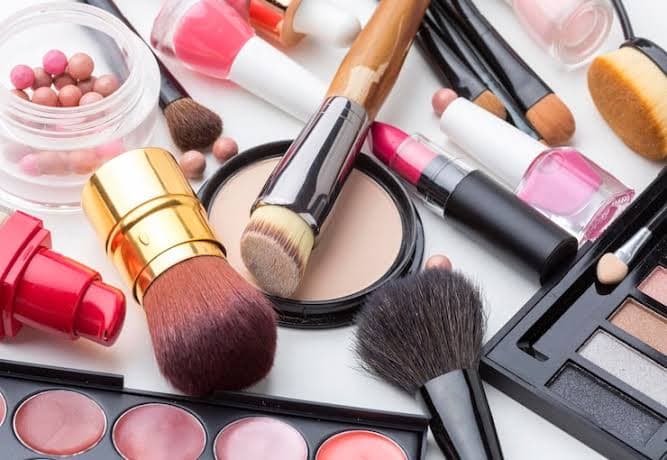 MakeUp