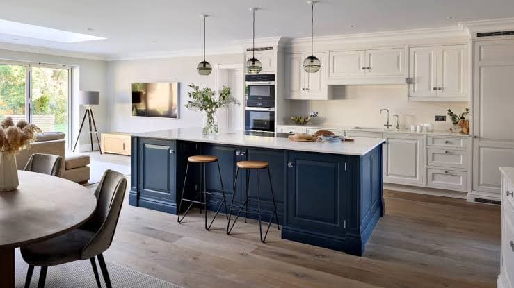Kitchen dining